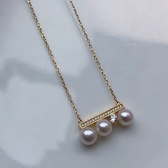 淡水珍珠吊坠(赠链)银S925镶嵌