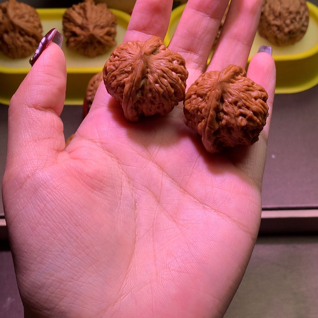 文玩核桃吊坠西*?32小金鱼