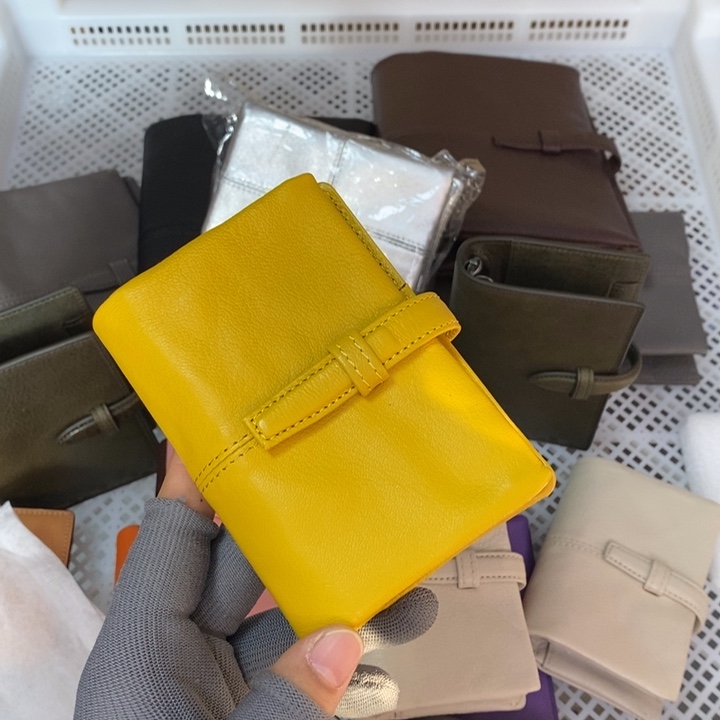 头层牛皮大瑕疵A8活页本