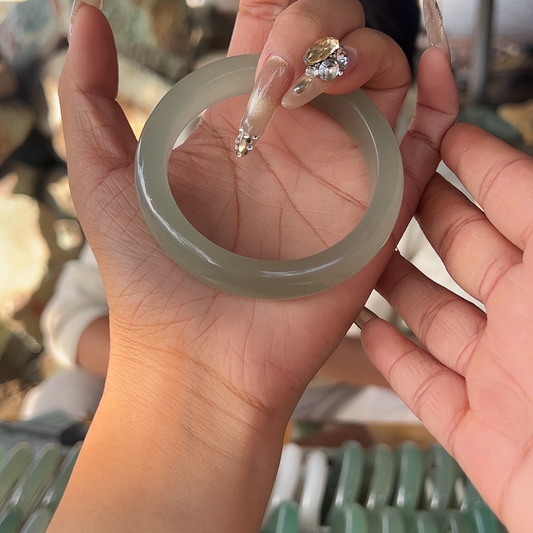 绿东陵冰晴水手镯