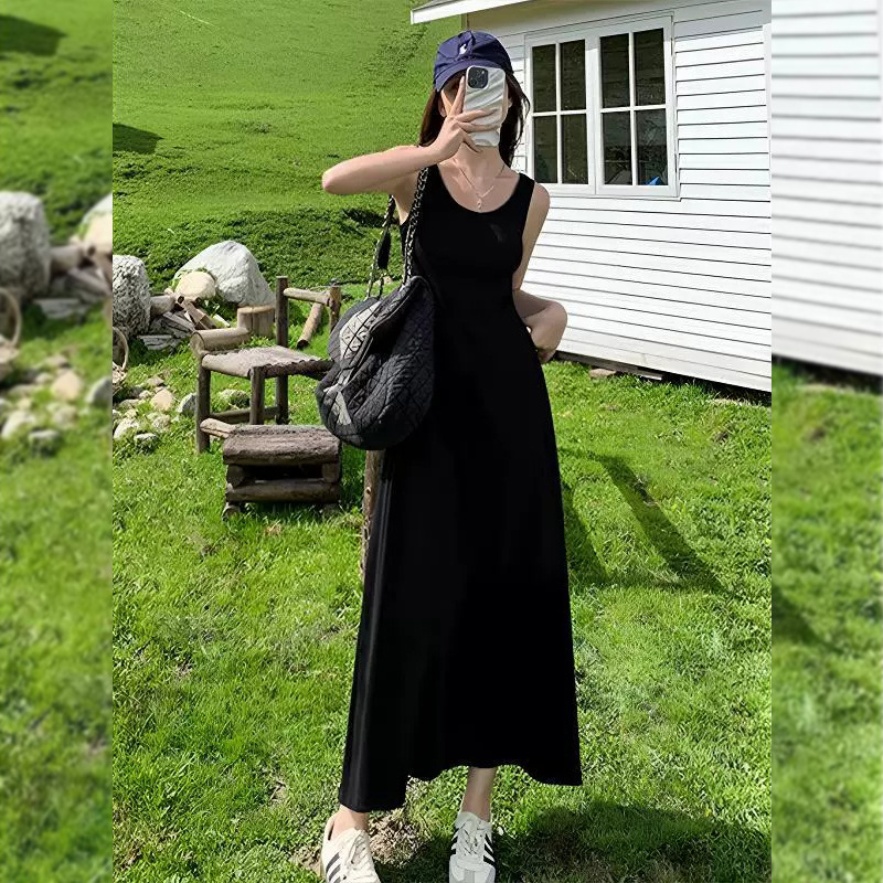 亦声《带胸垫连衣裙》修身无袖女夏季爆款2025新款裙子显瘦LYP