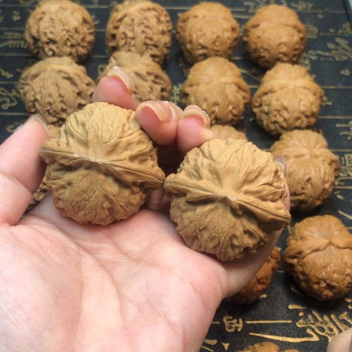 桃核把件43全品宫灯。