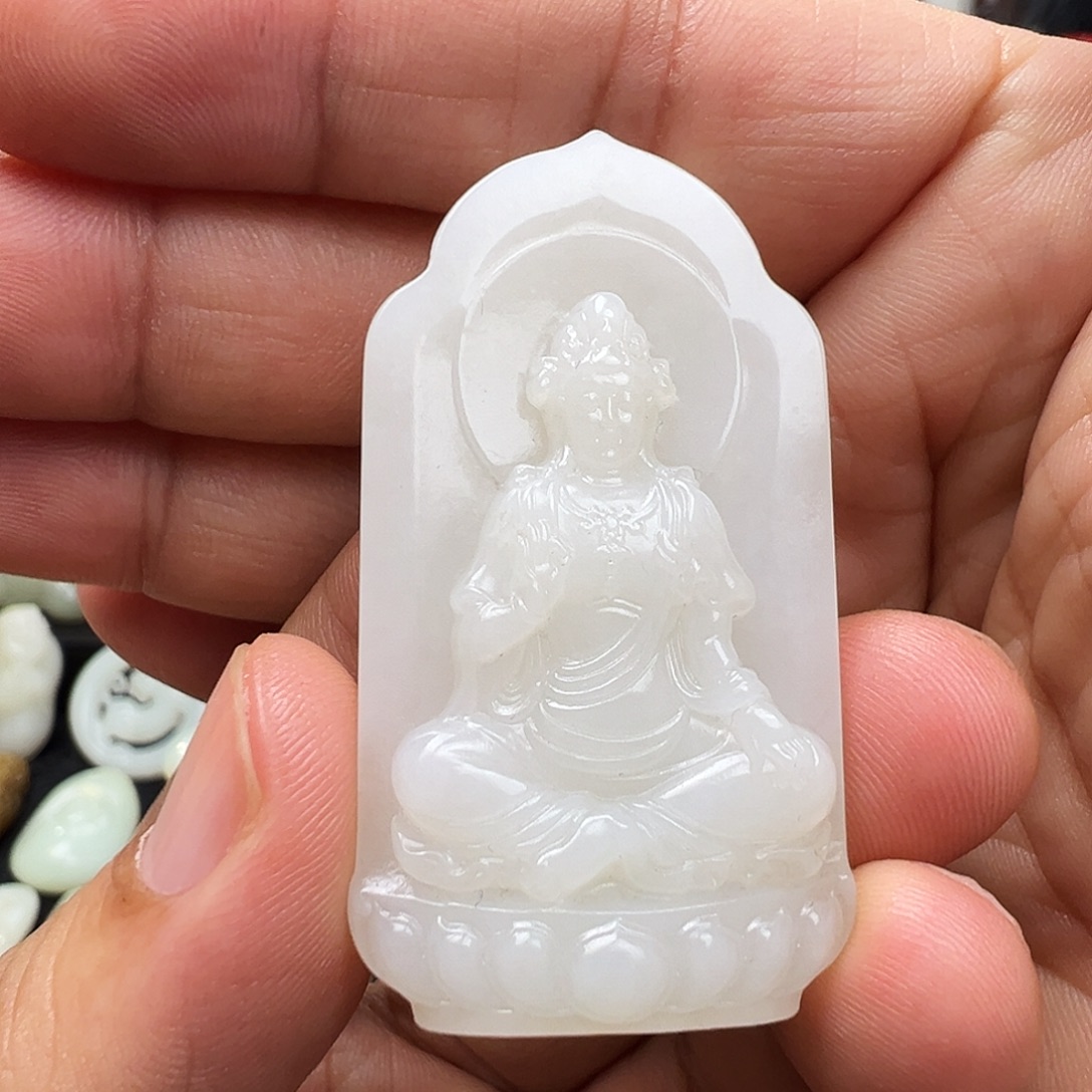 和田玉未镶嵌颈饰