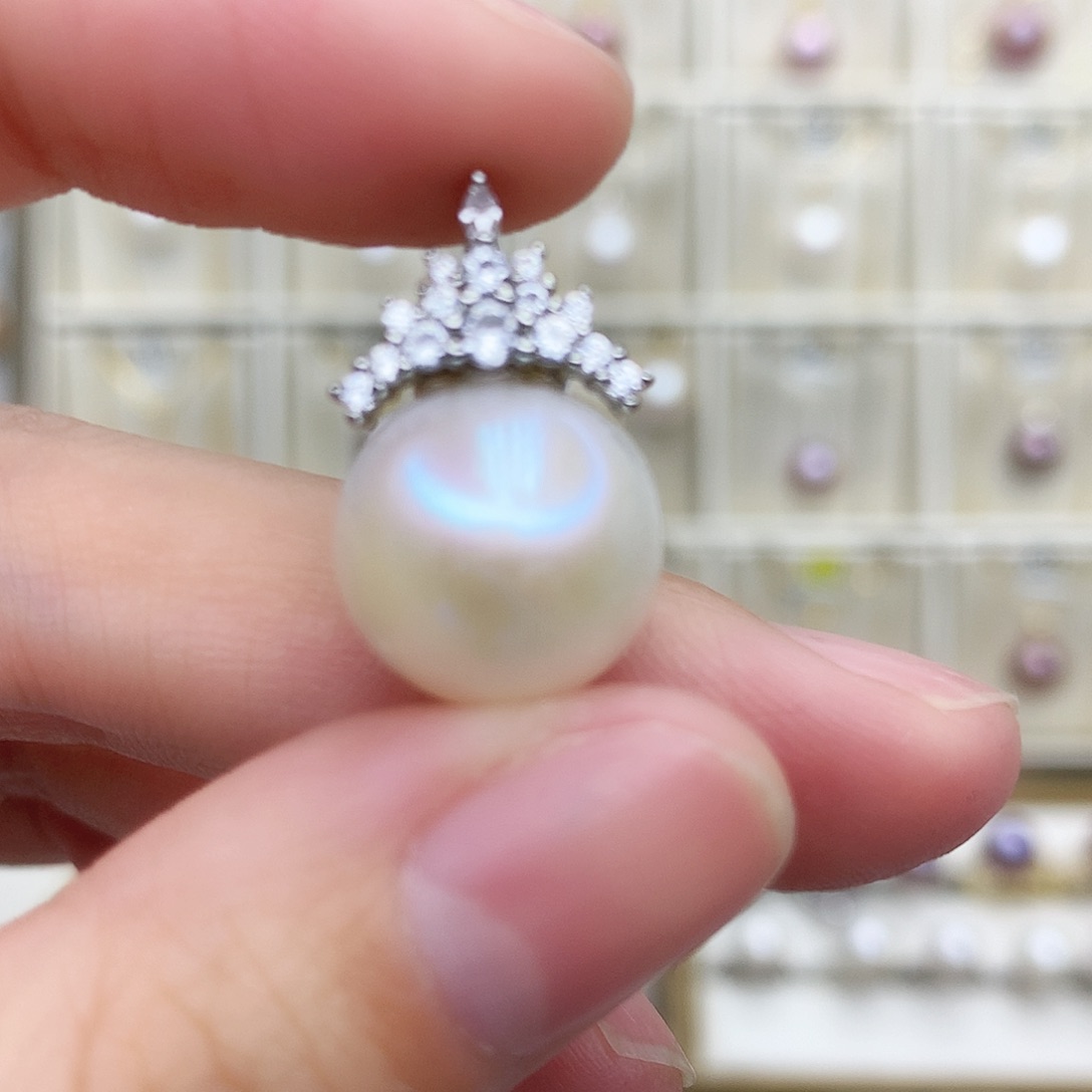 淡水珍珠吊坠(赠链)合金