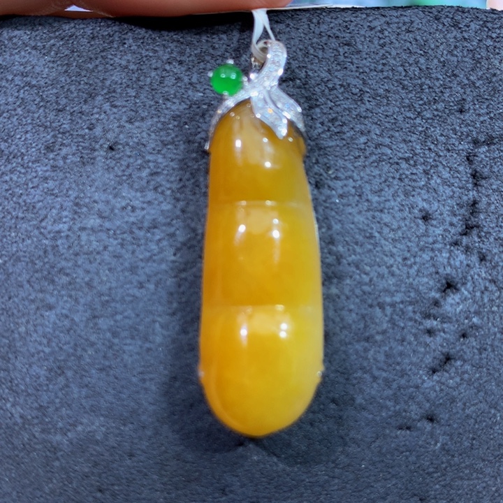 翡翠18K金镶嵌颈饰翡翠