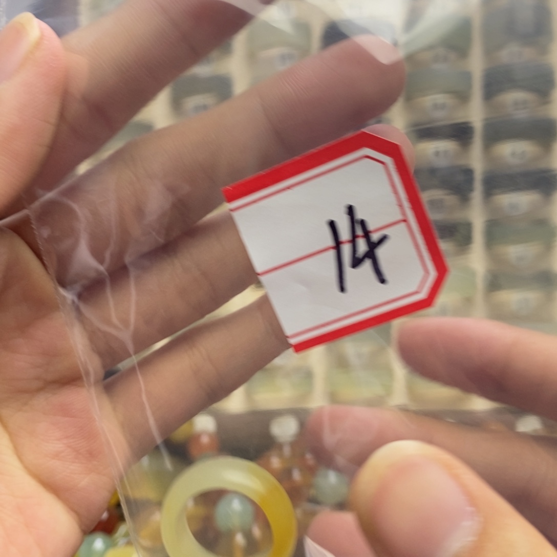 灯***❁蛇纹石玉未镶嵌手镯