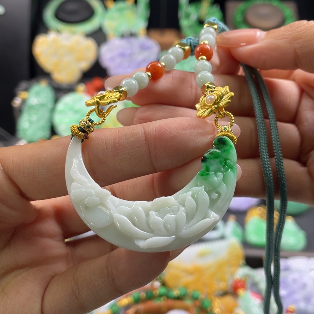 翡翠未镶嵌颈饰代编织