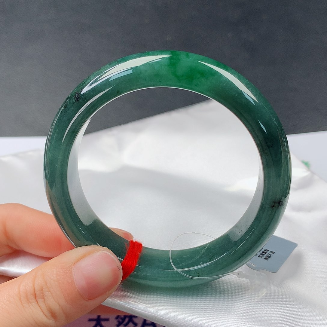 翡翠手镯未镶嵌57正56