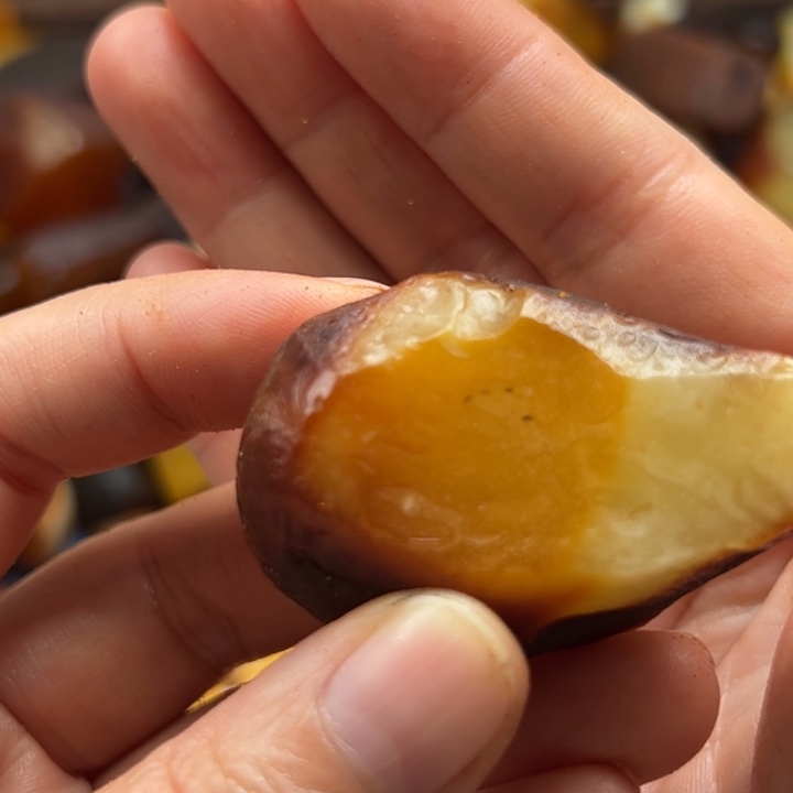 未镶嵌定制琥珀一**育琥珀蜜蜡定制