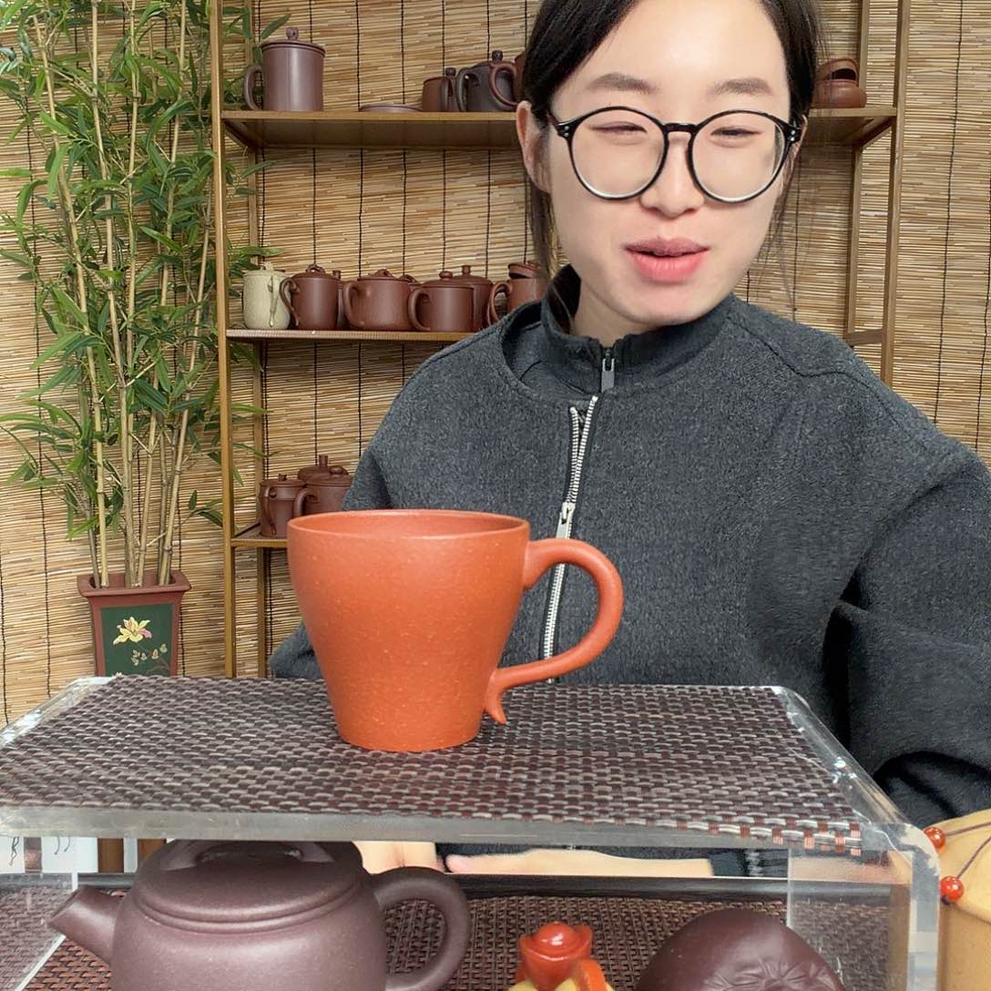 *****茶壶紫砂原矿红降坡马克主人杯两个200CC左右没礼盒