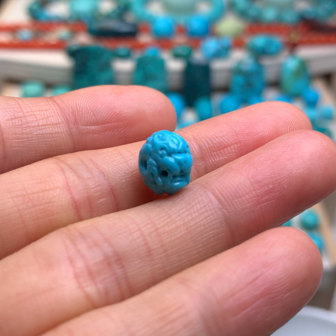 绿松石未镶嵌珠宝奇石