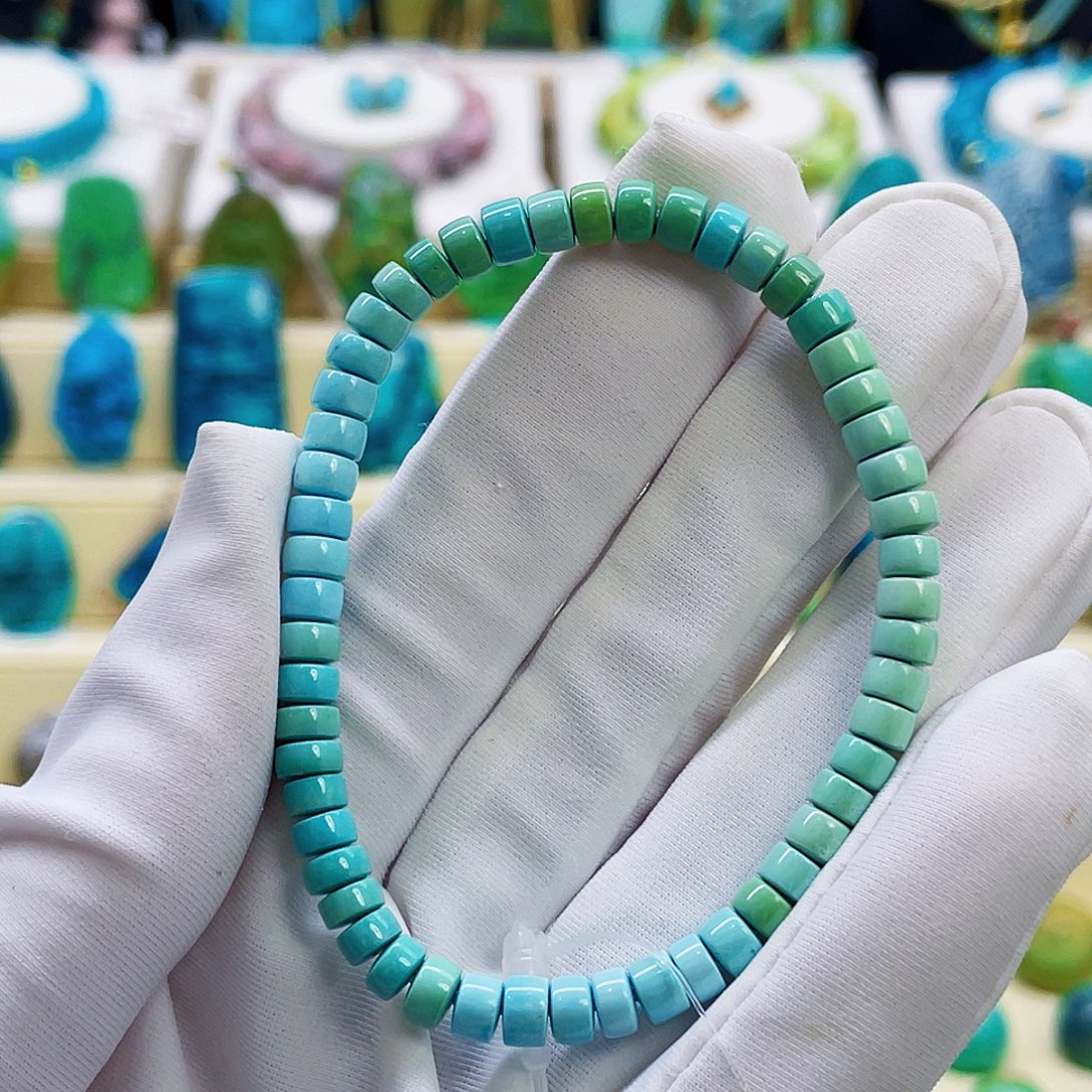 广***众绿松石未镶嵌颈饰