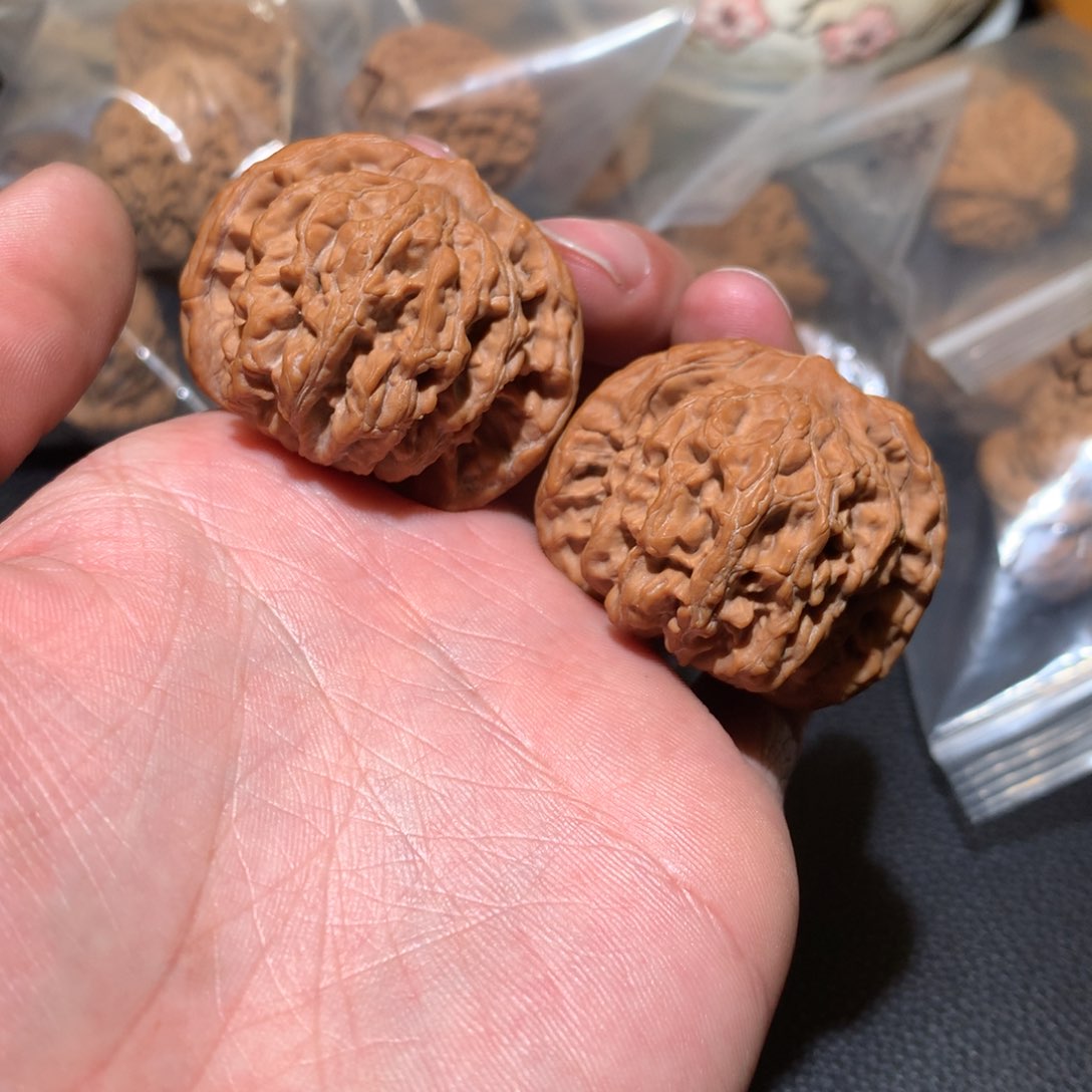 文玩核桃把件狮虎兽43