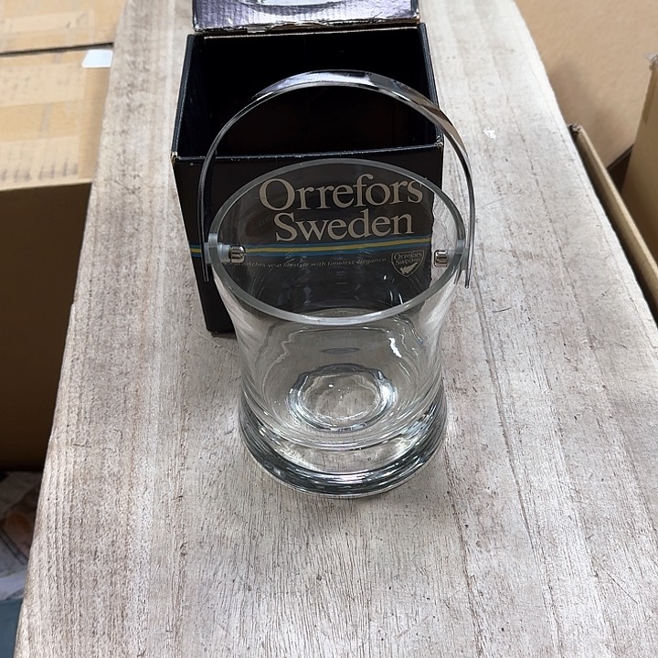 树脂制品噗哈哈哈哈哈哈哈哈我笑得