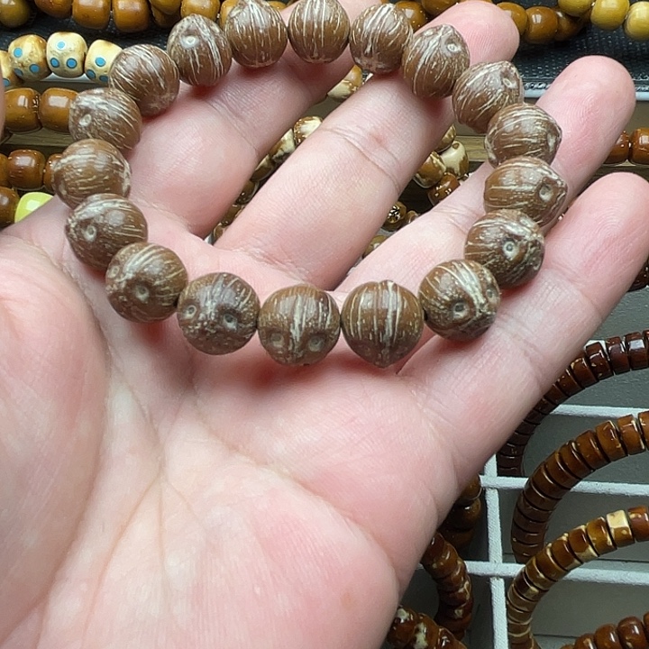 尔***哥手串紫金鼠紫金鼠原皮手串