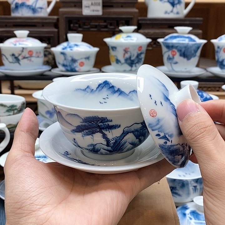 手绘揽胜山水盖碗180cc釉下彩微瑕福利款