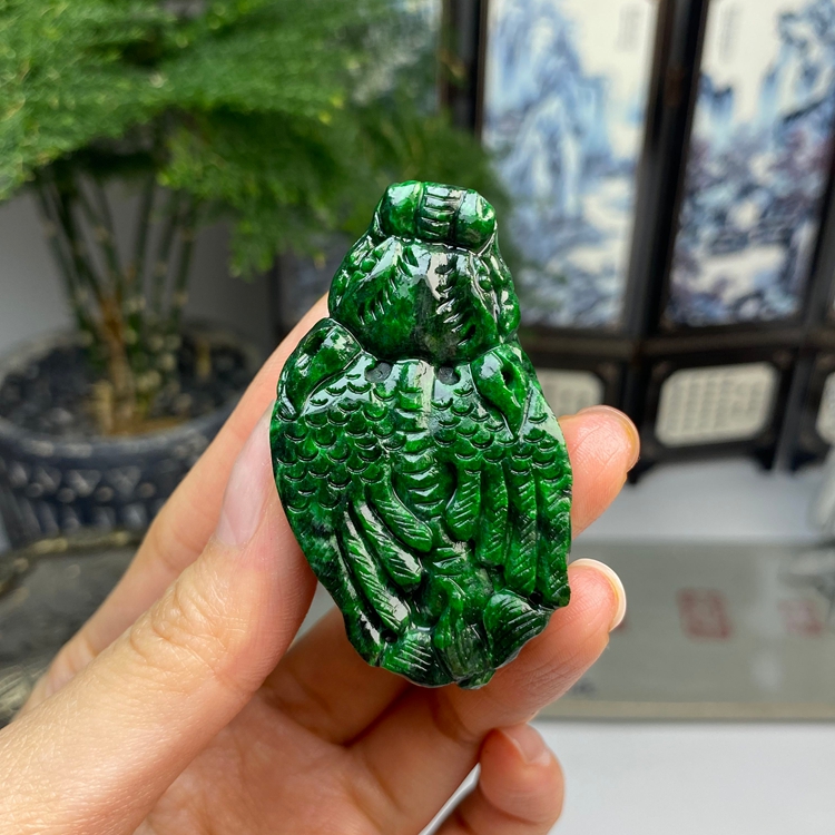 毛货 藓加绿辣色飞天貔貅挂件摆件 天然翡翠A货