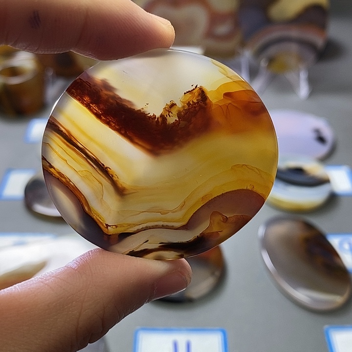玛瑙/玉髓未镶嵌珠宝半成品107