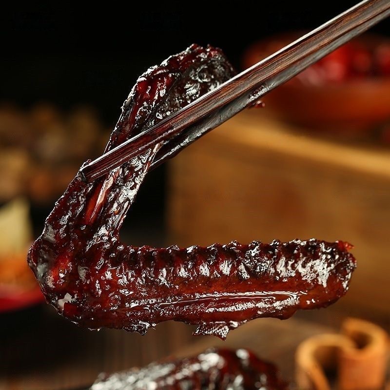 【老卤鸭翅】一个麻麻换一包麻辣鲜香