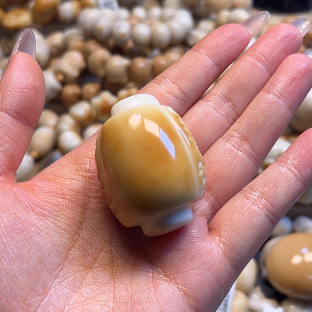 菩提根/象牙果吊坠12.27.22手把件排骨