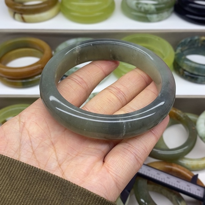 蛇纹石玉合金手镯63.7 有一点点瑕