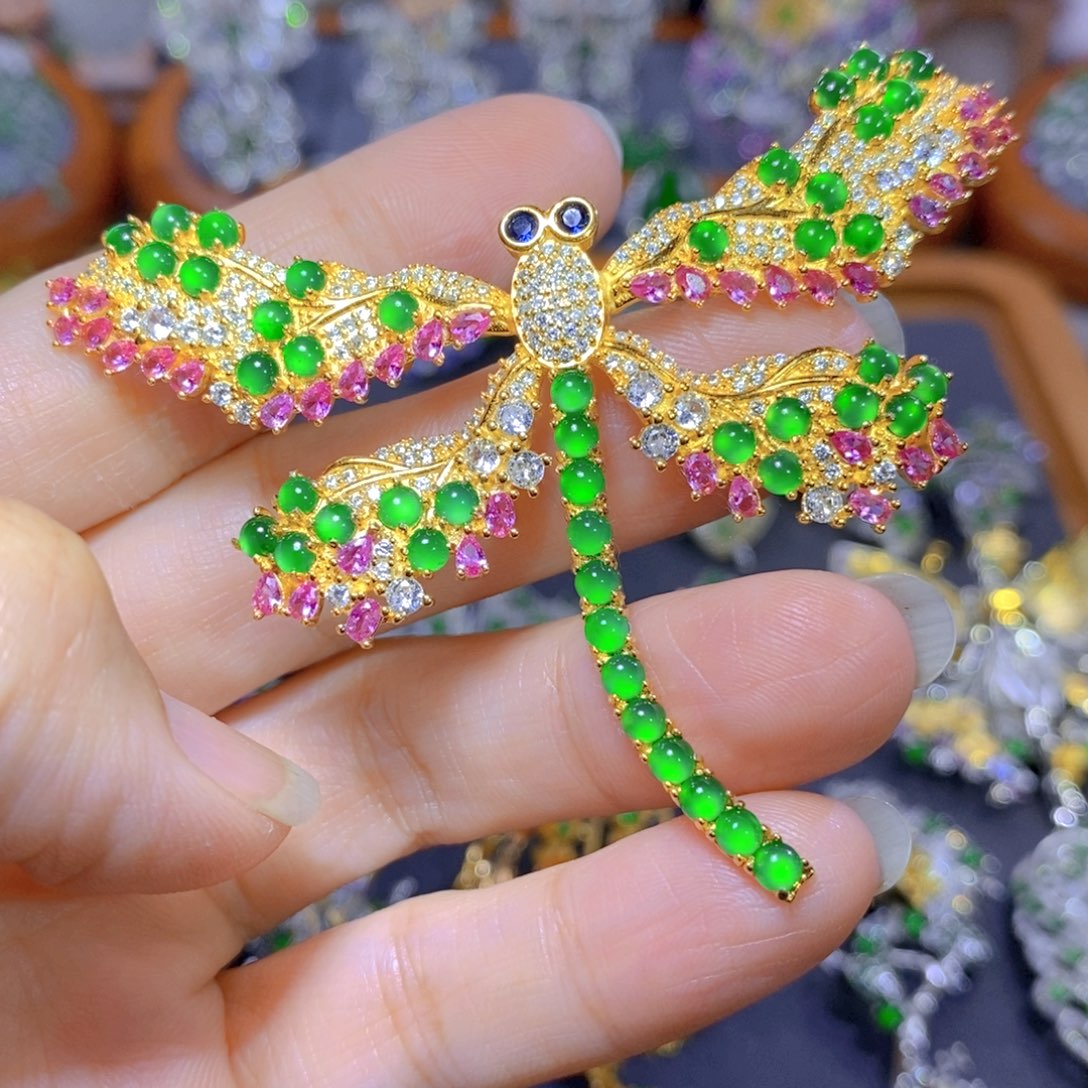 翡翠颈饰银S925镶嵌天然翡翠