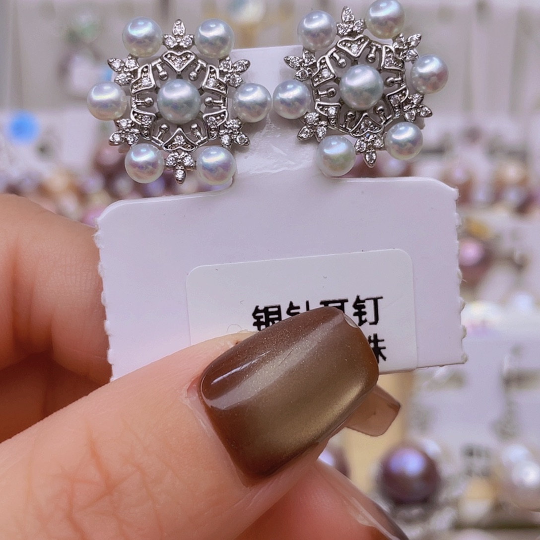 银S925镶嵌淡水珍珠耳饰