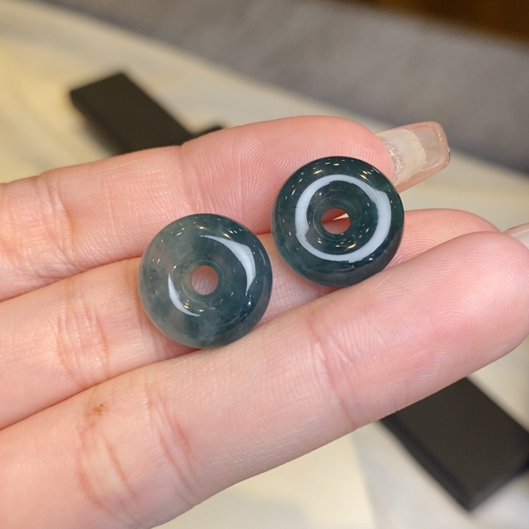 翡翠耳饰未镶嵌甜甜圈