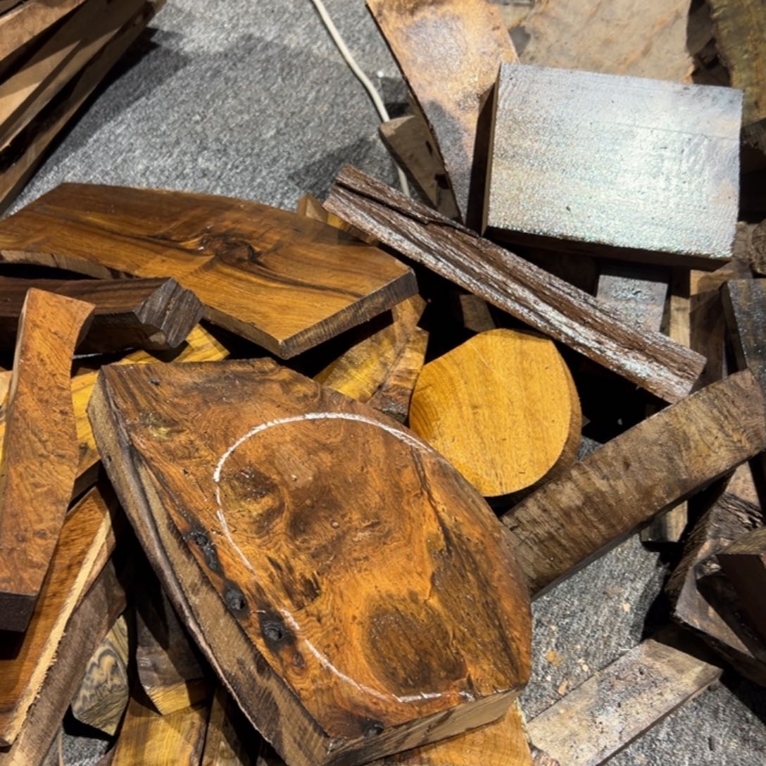 玩***音阴沉木金丝楠阴沉木原材料