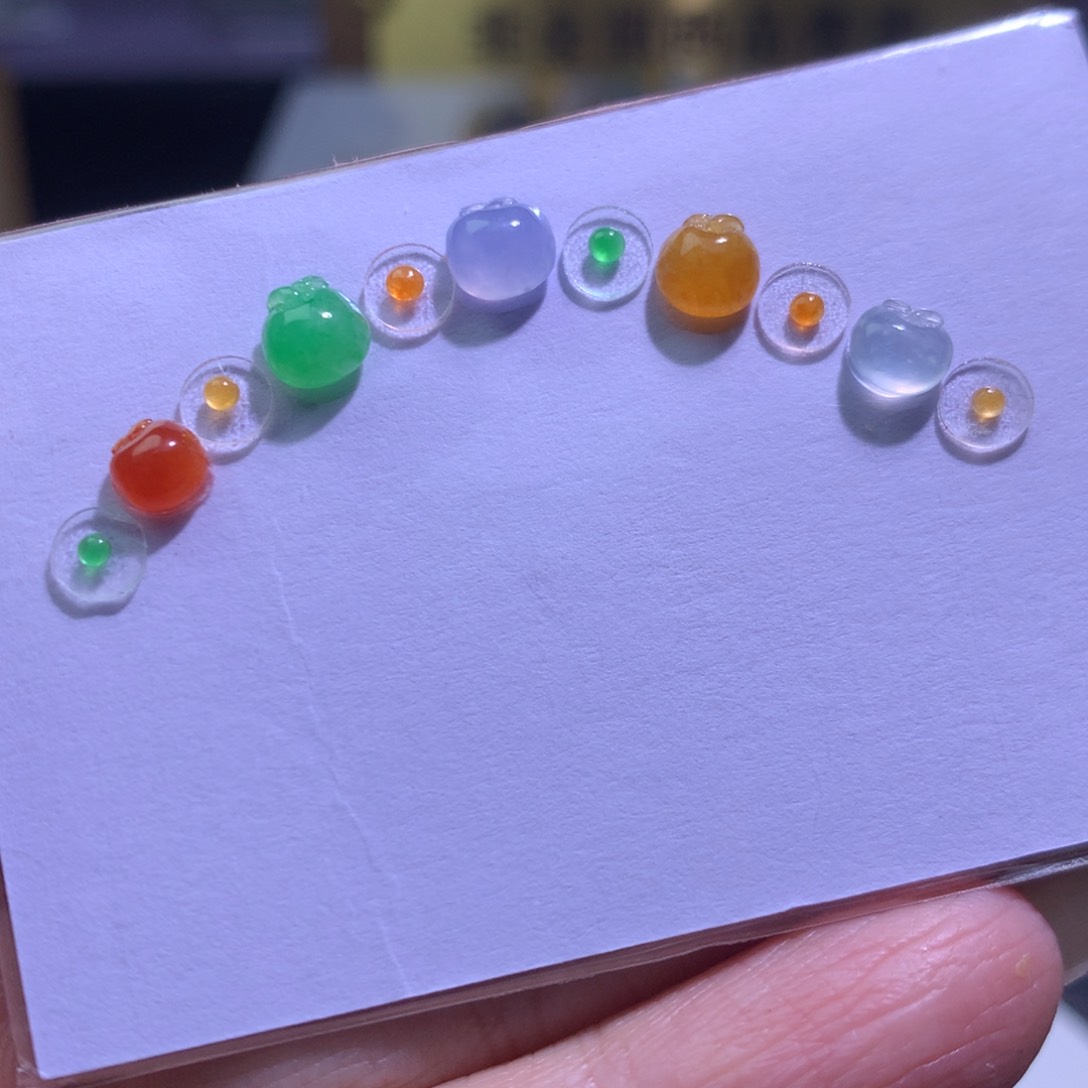 定制翡翠未镶嵌大****爱毛货