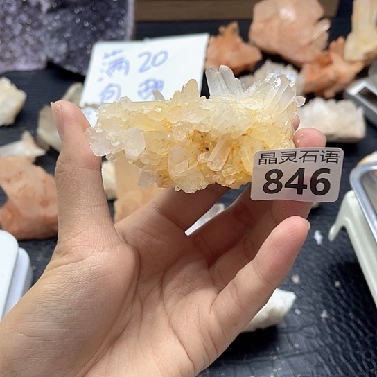 未镶嵌水晶大型摆件（非配饰）