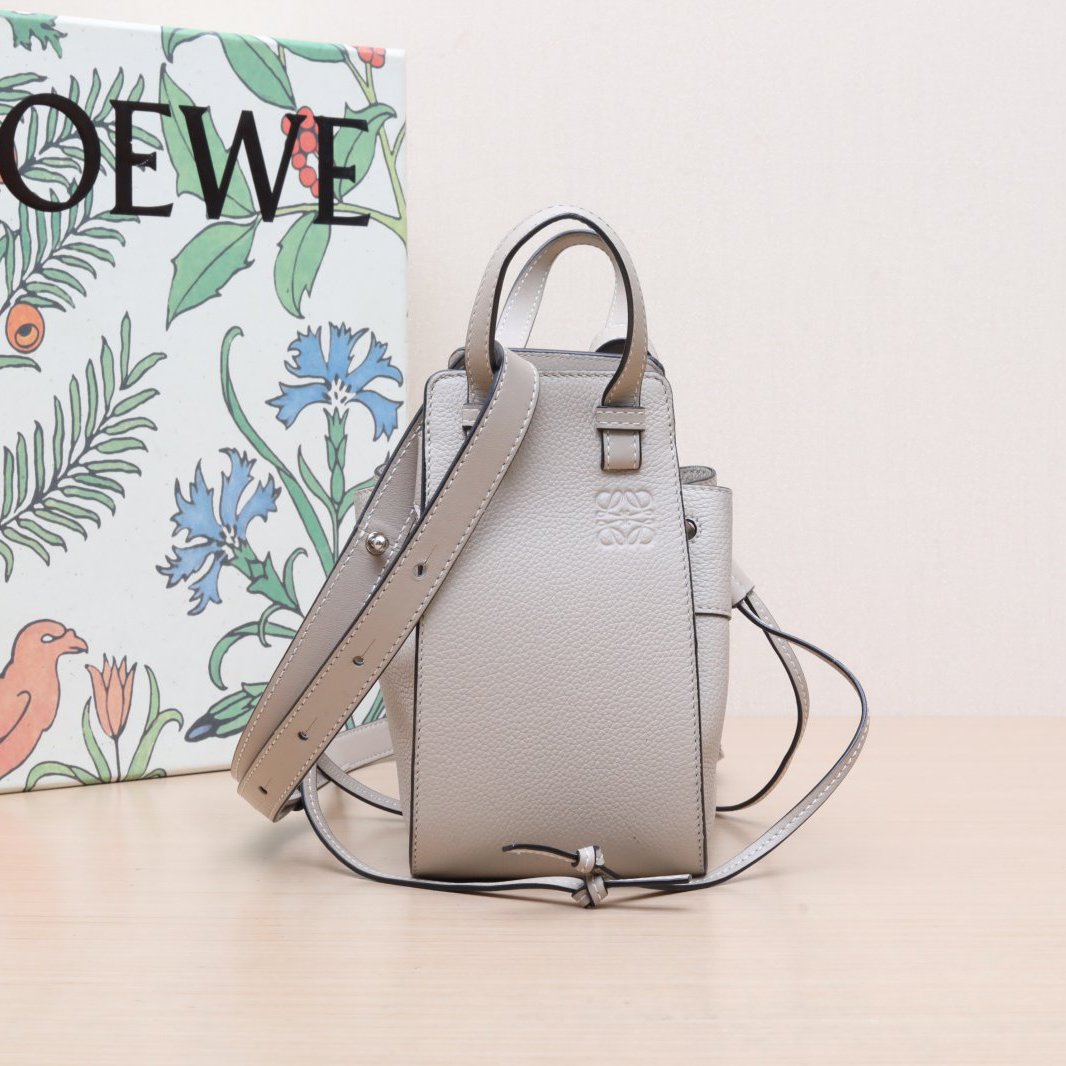 95新 LOEWE/罗意威 单肩包 P205538950