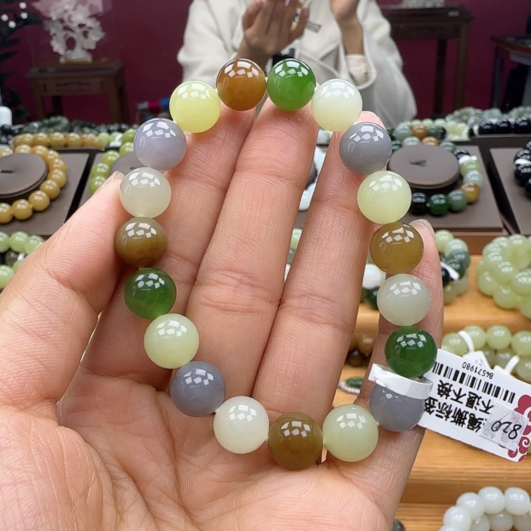 和田玉未镶嵌手链