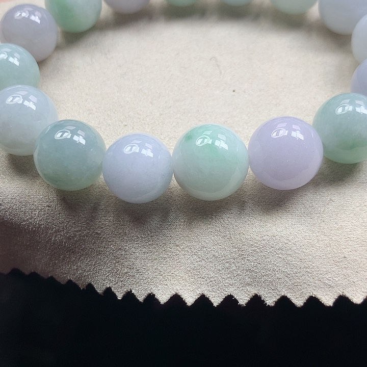 翡翠颈饰未镶嵌吊坠