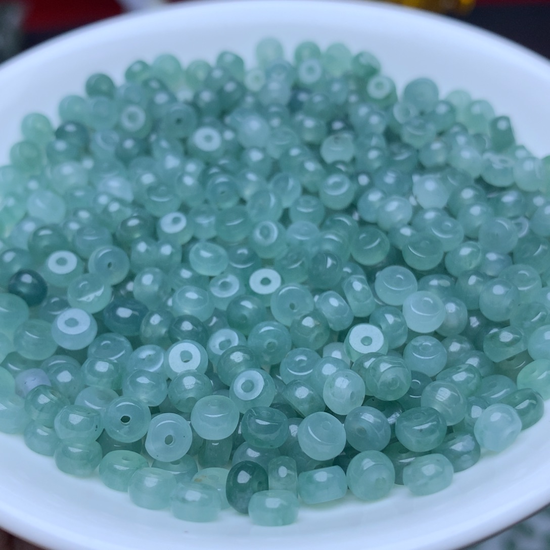 【闪购商品】翡翠手链未镶嵌卡3乘6冰蓝水算盘60个单圈