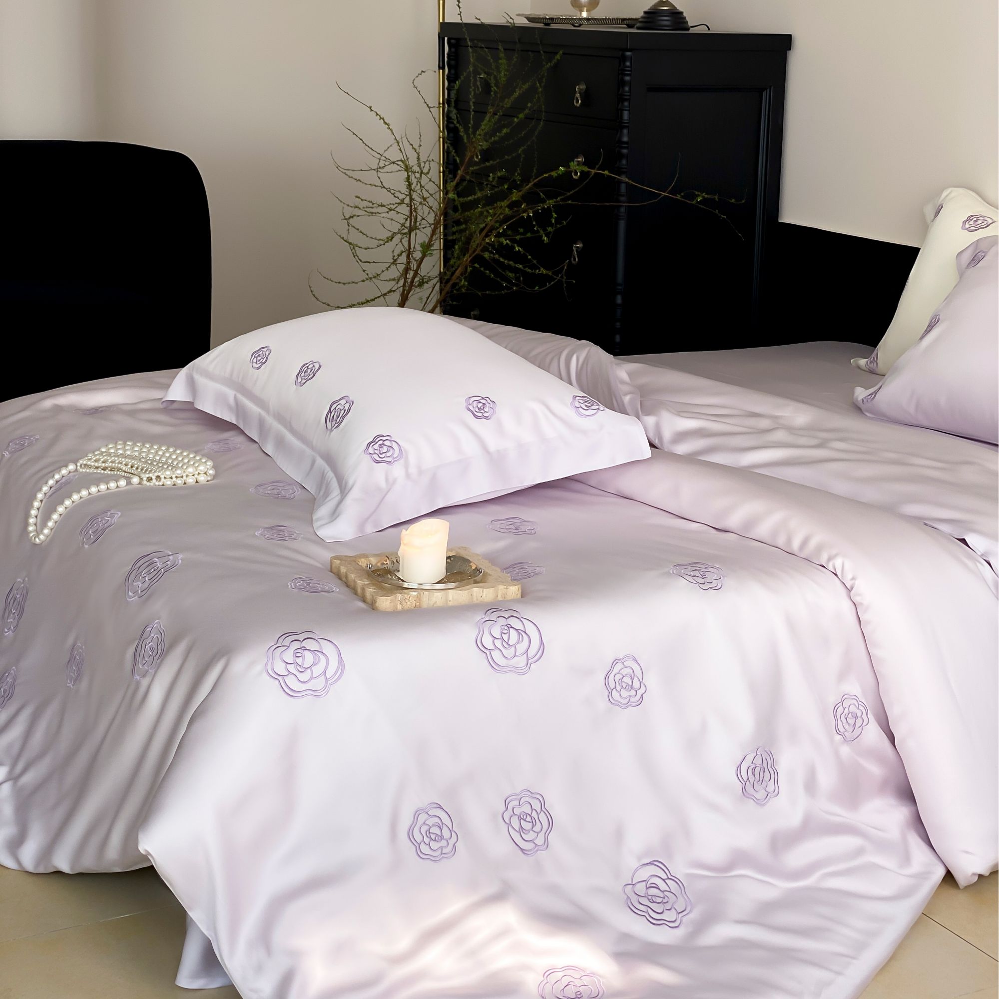 天丝绣花山茶花丝滑凉感轻奢卧室简约款四件套床品-Lady coco