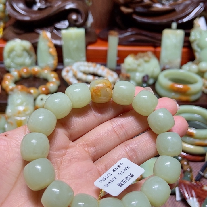 岫岩河磨玉（透闪石质玉）手链未镶嵌