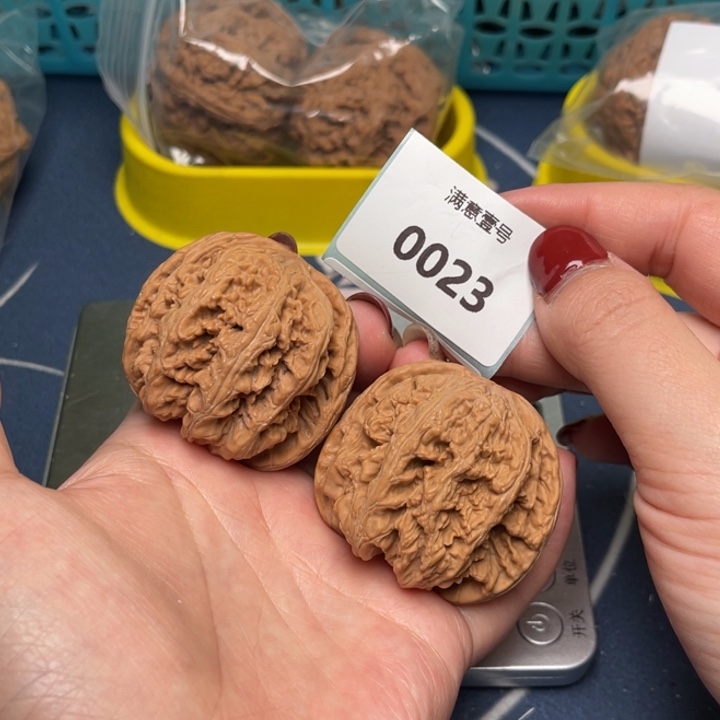 文玩核桃把件粗筋45