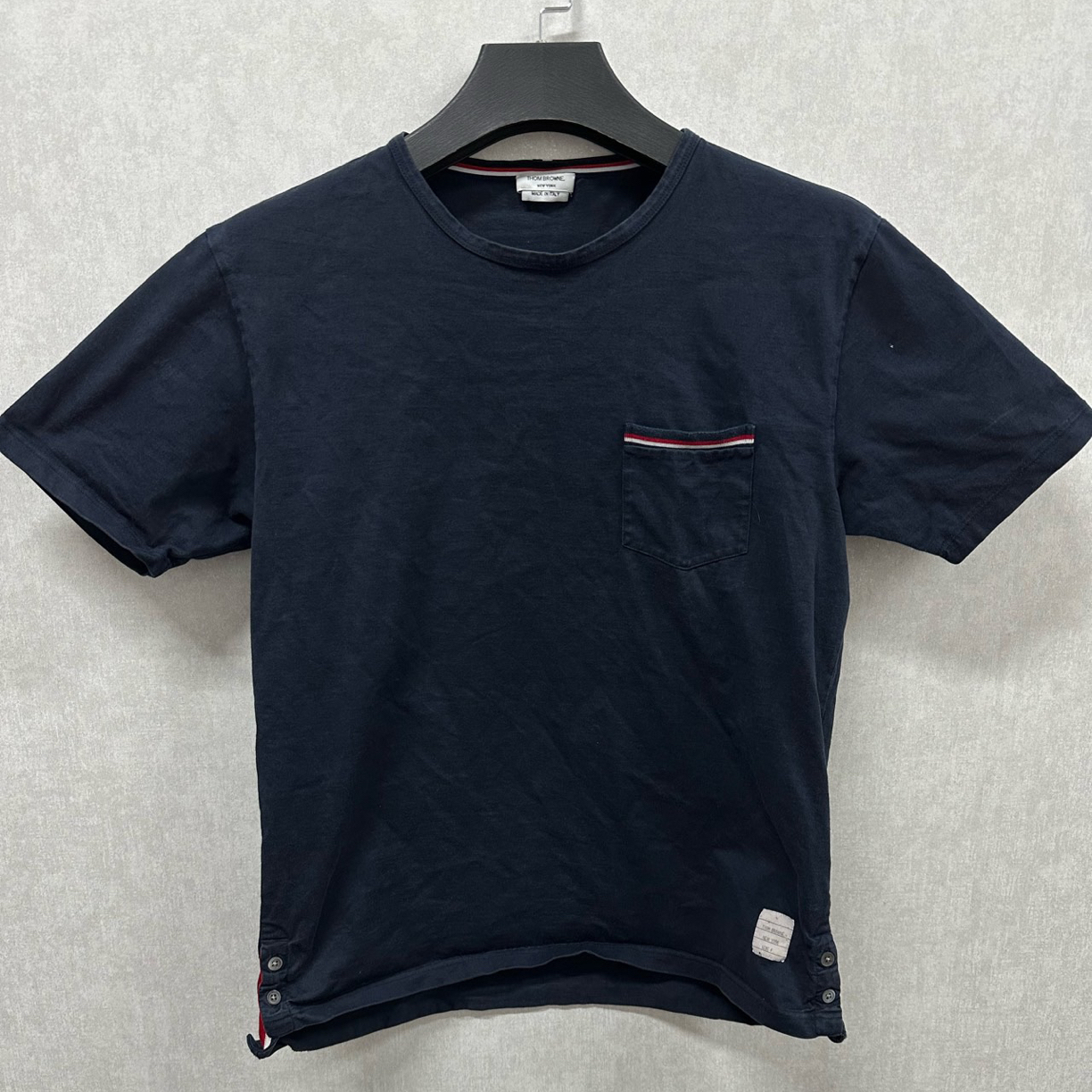 95新 THOMBROWNE  深蓝色短袖 4码