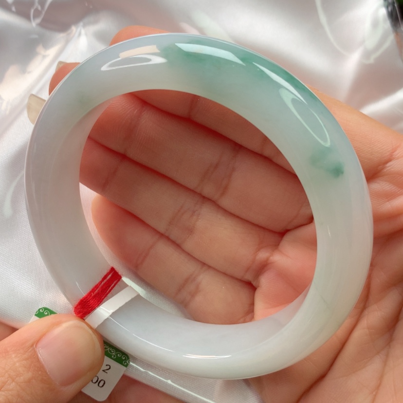 【闪购商品】翡翠手镯未镶嵌天然翡翠手镯