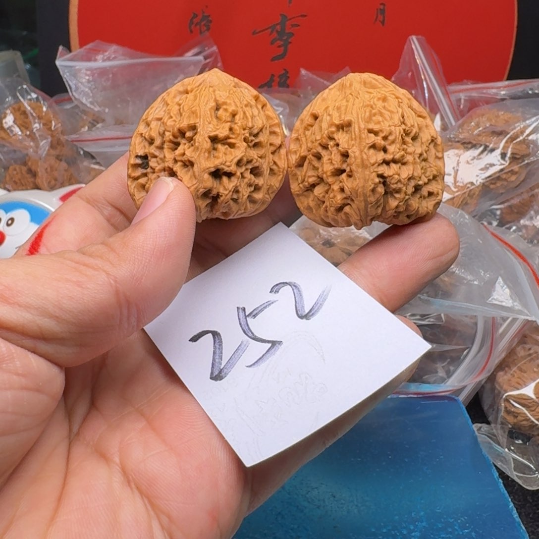 文玩核桃把件41老将