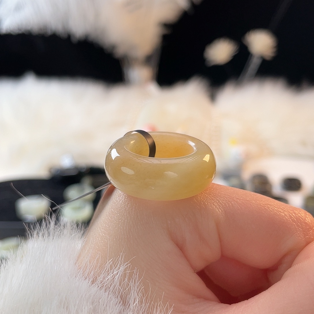 和田玉未镶嵌戒指k85 黄糖甜甜圈16.3mm