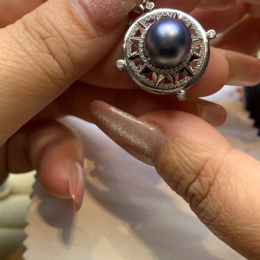 颈饰银S925镶嵌海水珍珠