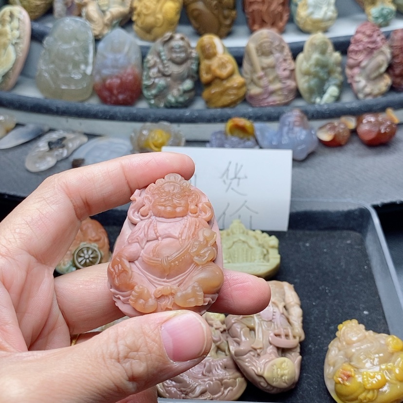 【闪购商品】定制石英质玉吊坠未镶嵌