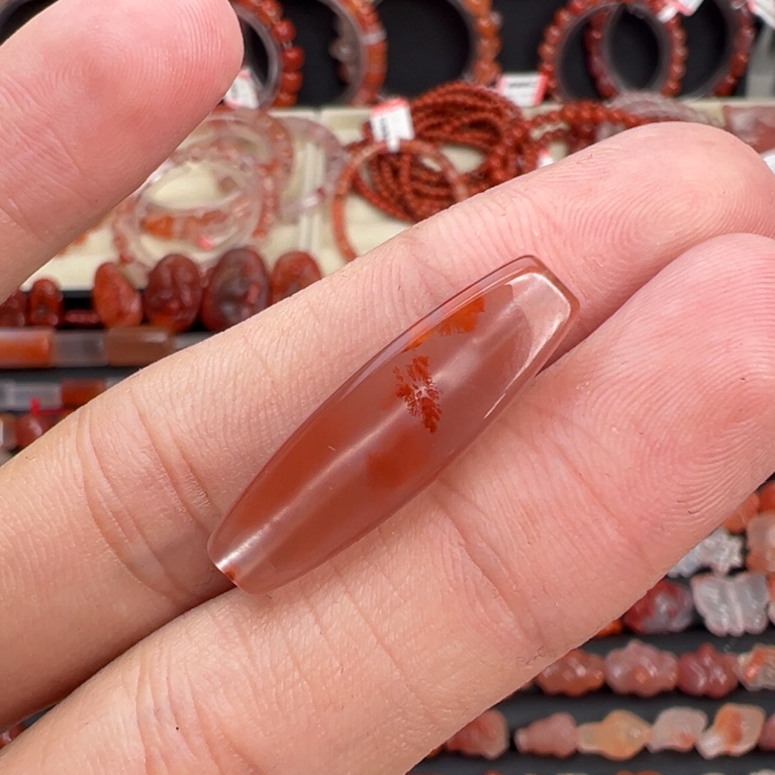 南红玛瑙未镶嵌颈饰勒子