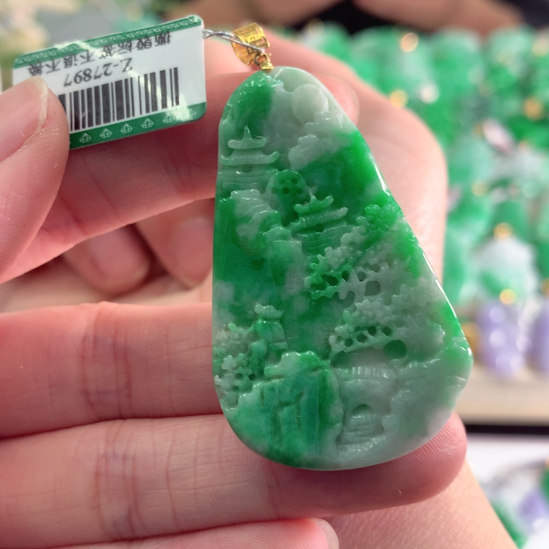 翡翠吊坠(不含链)18K金镶嵌