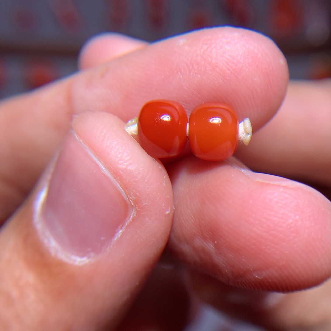 南红玛瑙老型对珠6.2×5.2未镶嵌微过渡