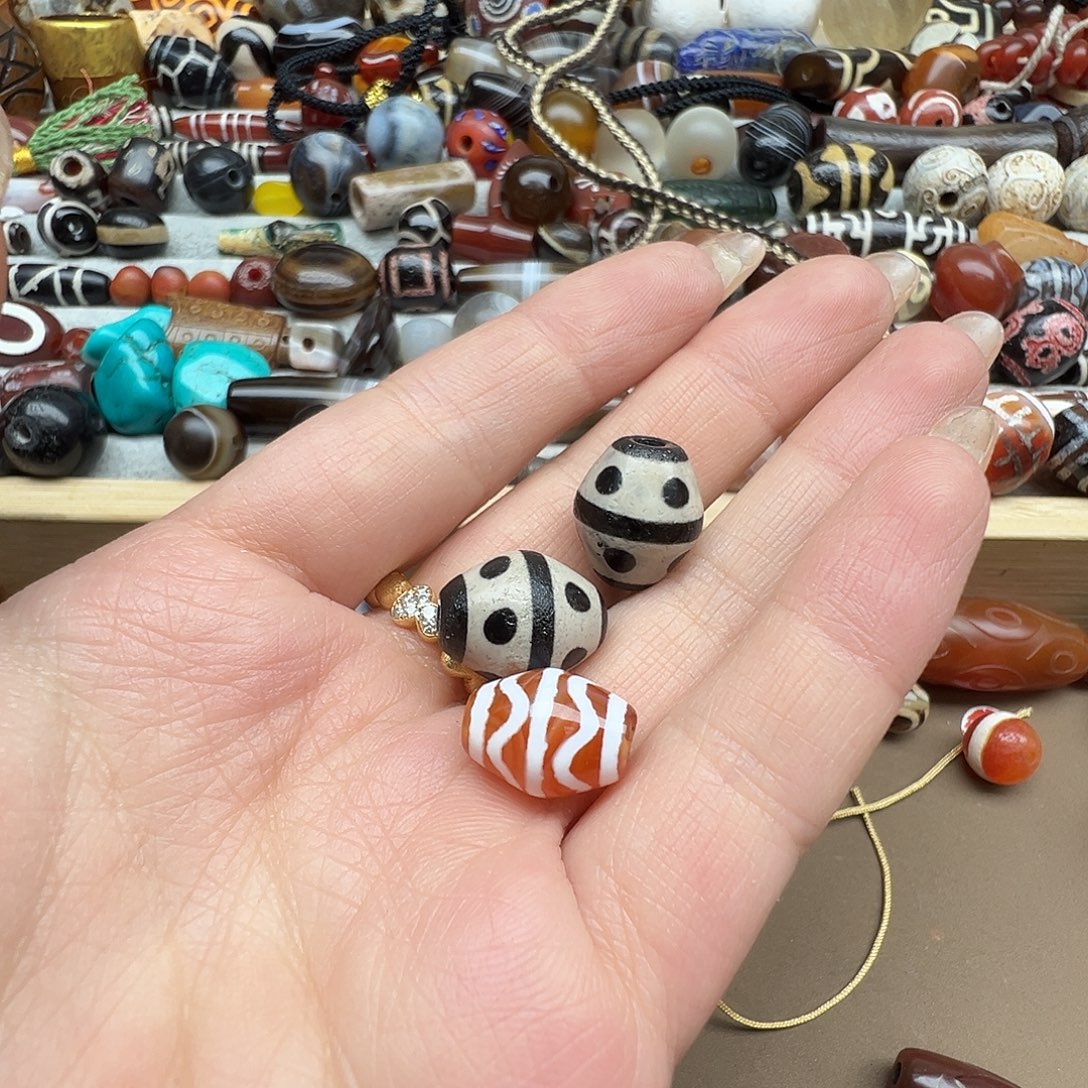 玛瑙/玉髓未镶嵌珠宝半成品