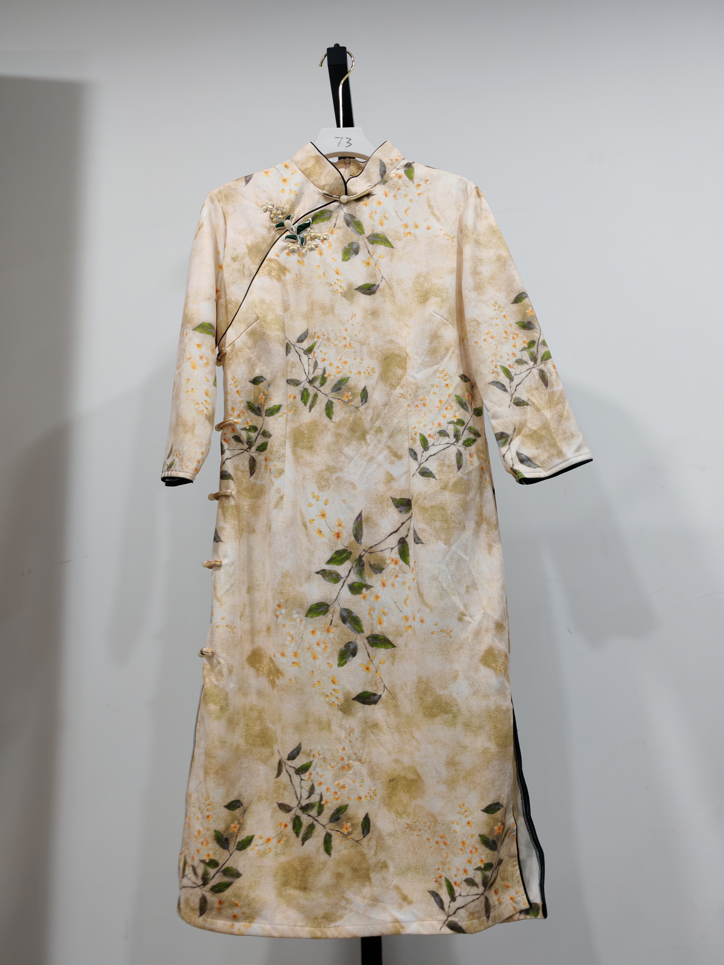 556  新中式连衣裙  微瑕无运费险介意者勿拍