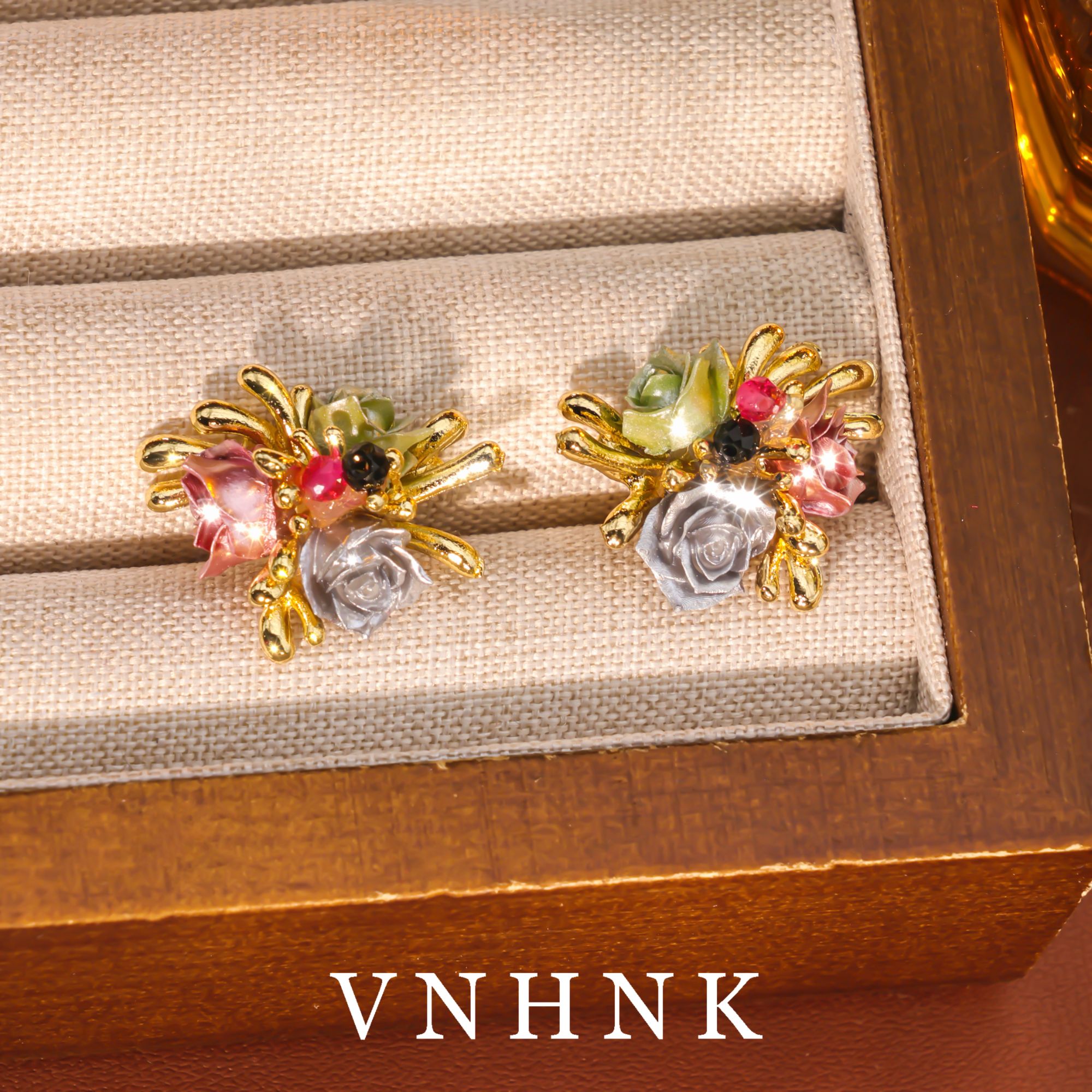 铜合金合成锆石耳饰 美可儿  F117  金色小众百搭耳环